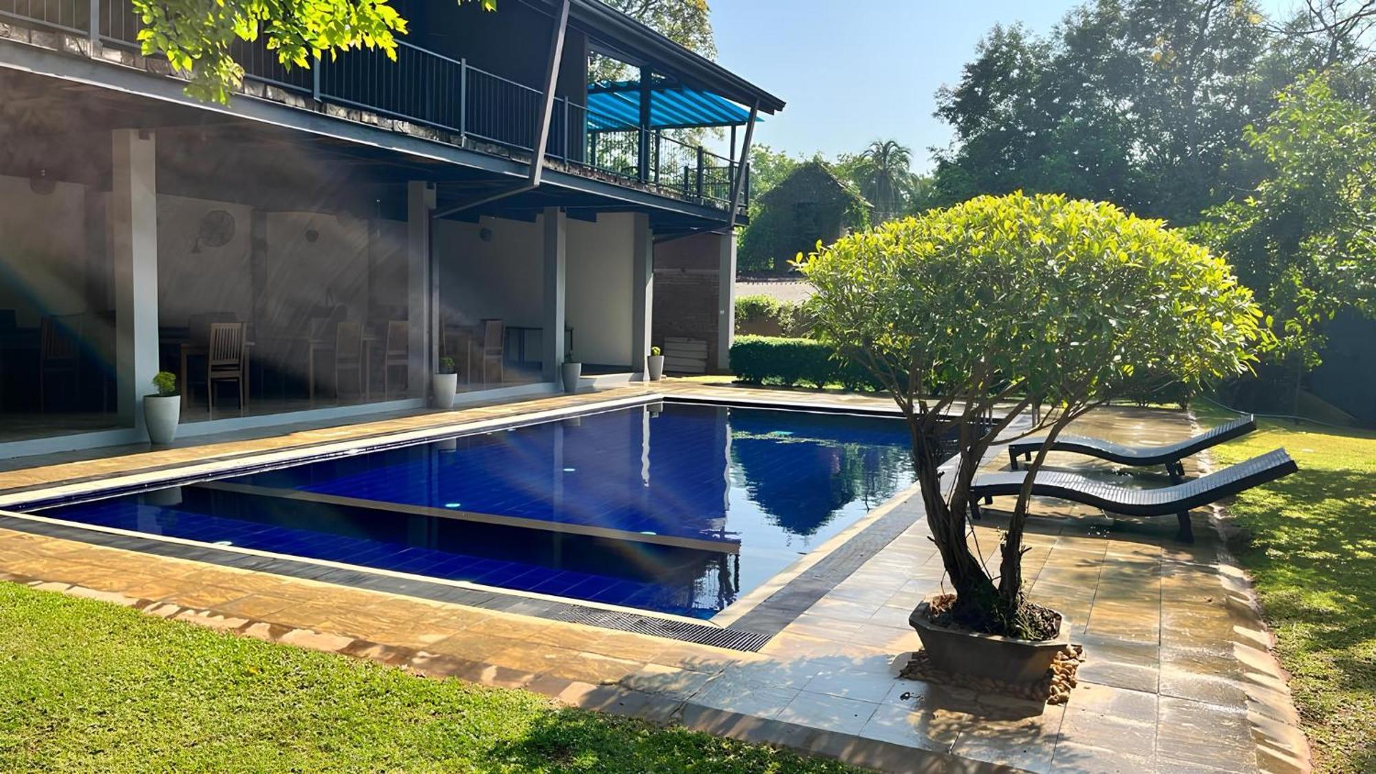 Honey Tree Polonnaruwa Hotel Exterior photo